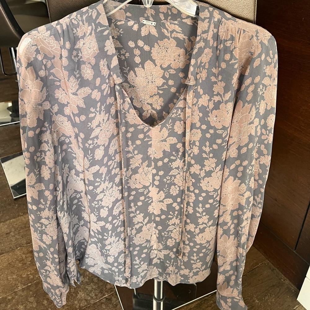 Chan Lu long sleeve floral blouse